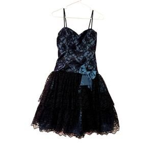 Vintage Loralie 80’s Grunge Goth Lace Bow Punk Party Prom Dress Size: Small (6)